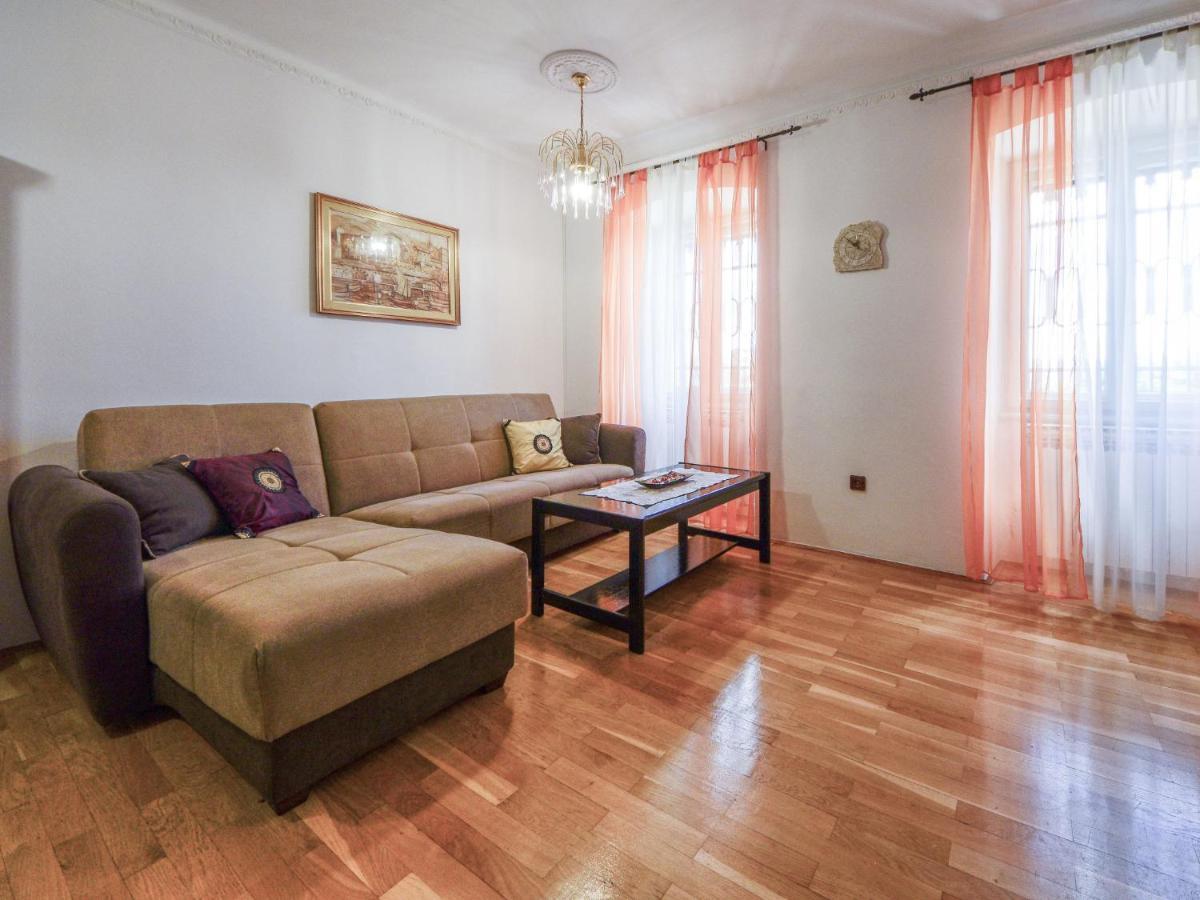 Apartment Edo-1 By Interhome لوفغان المظهر الخارجي الصورة